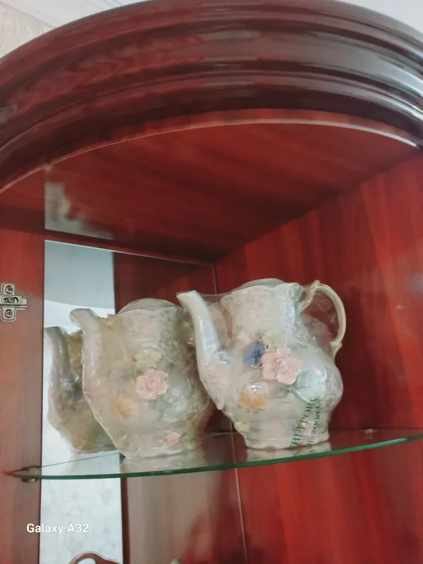 Фарфоровые чайники Madonna, новые. 2 штуки — 300 тысяч