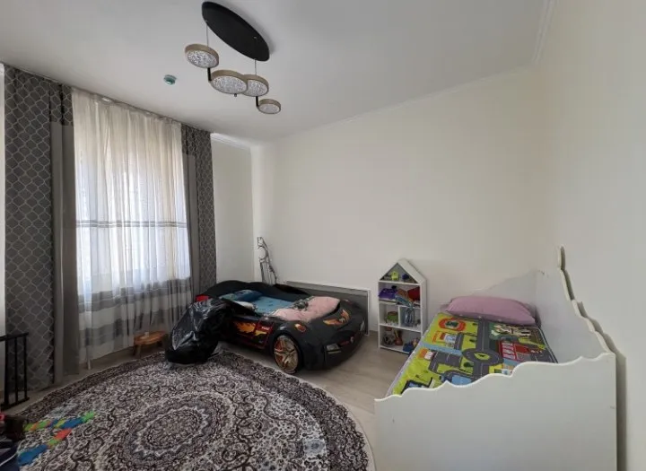 3-комнатная квартира, 78 м², Яшнабад 7