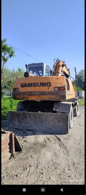 Samsung 132 ekskvator 1996 yil holati yaxshi ishga tayyor 1 Samsung 132 ekskvator 1996 yil holati yaxshi ishga tayyor 1