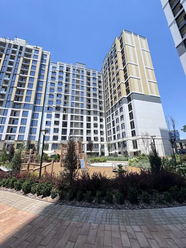 Продаётся 2-комнатная квартира в ЖК NRG BI Botanika (white box, планировка 1в2) 1