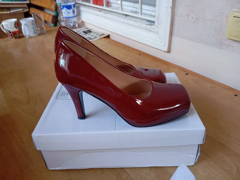обувь туфли, босоножки, кроссовки — фото 3