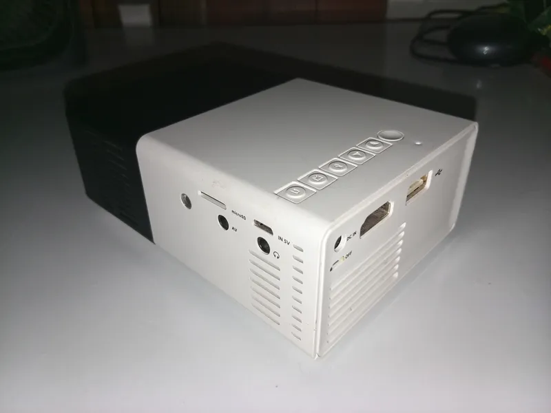 мини проектор YG300/mini proektor yg300 3 мини проектор YG300/mini proektor yg300 3