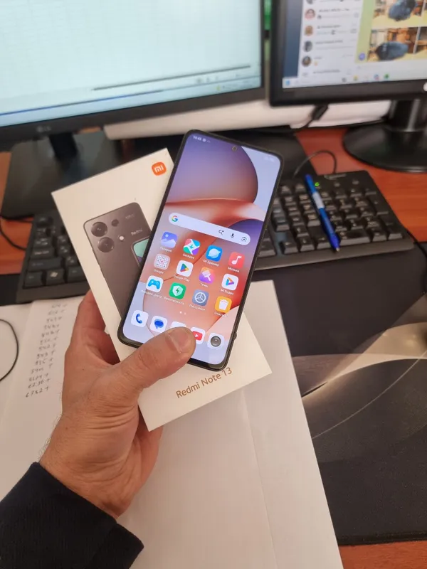 Redmi note 13 8+4/256gb ideal ochilmagan usta kurmagan aybi yuq toza