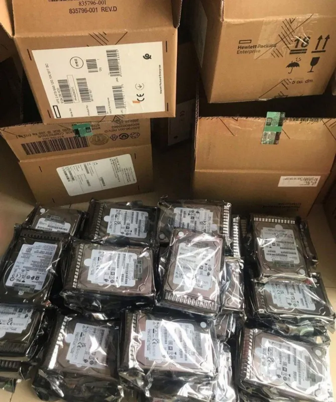 HDD для сервера HPE 2.4TB SAS 12G 10K l SFF Hot Plug