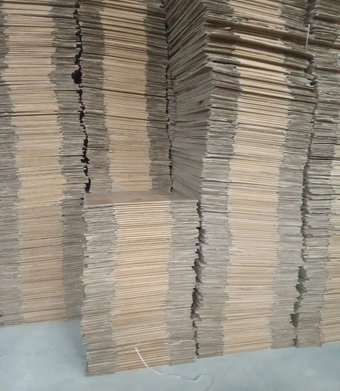 Maklatura Karton макалатураа,Oq qogʻoz,daftar,kitob a4 list,metallomm 5 Maklatura Karton макалатураа,Oq qogʻoz,daftar,kitob a4 list,metallomm 5