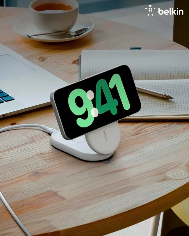 Беспроводная зарядка Belkin 2-in-1 Magnetic Foldable Wireless Charger Беспроводная зарядка Belkin 2-in-1 Magnetic Foldable Wireless Charger