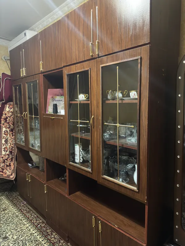 Продается стенка в хорошем состоянии