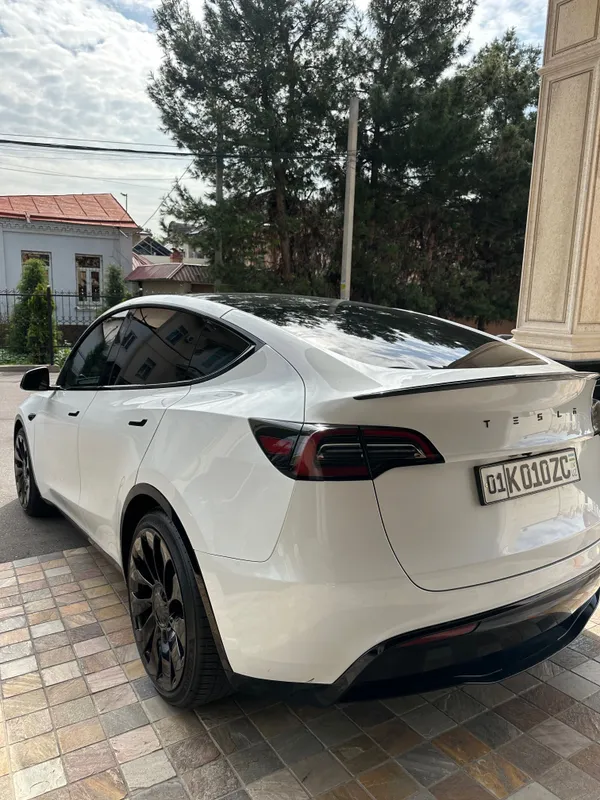Tesla model Y performance USA — фото 2