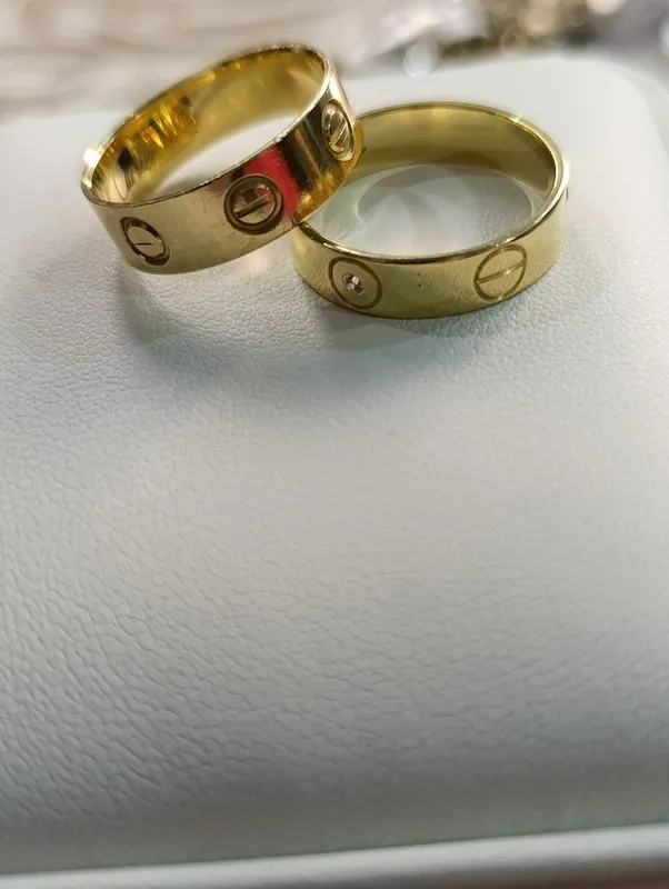 Золотое кольцо, CARTIER Турецкая изделия, проба 585, вес 3,27 р 18 — фото 1