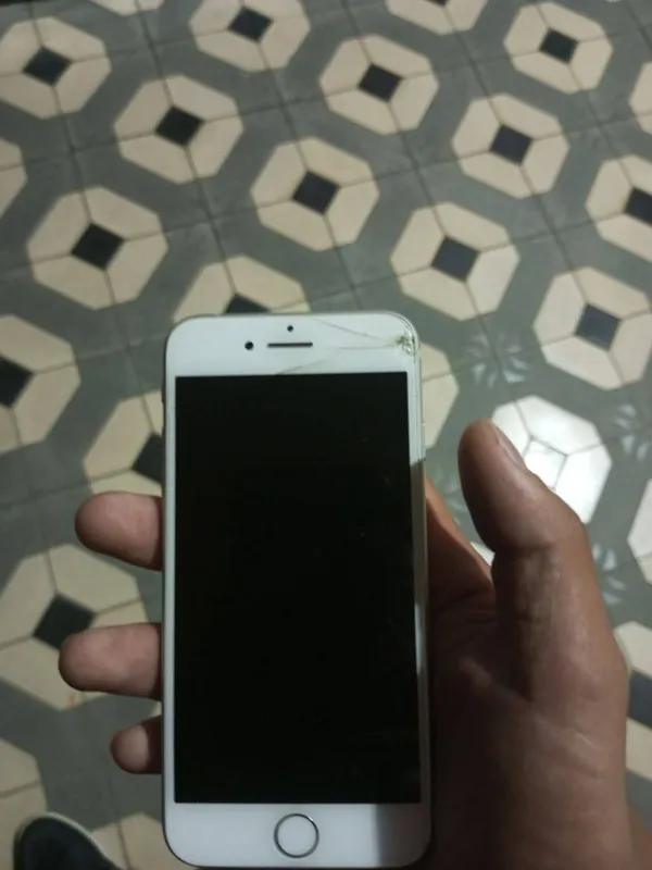 Дёшево продаю iPhone 8 2 Дёшево продаю iPhone 8 2