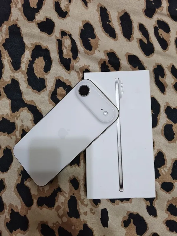Iphone 17 Air , почти новый коробка докуменлы все есть 4