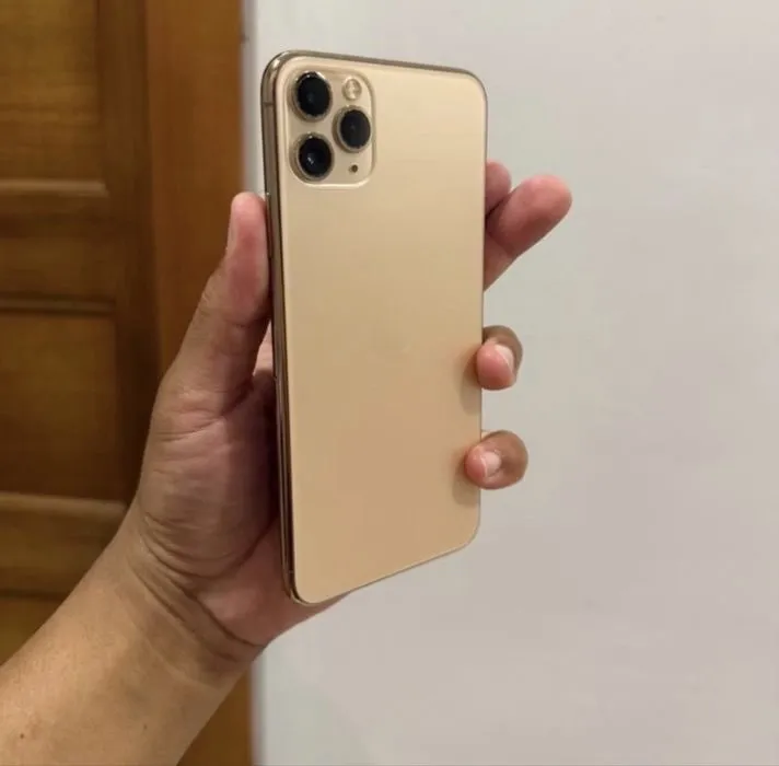 Iphone 11 pro max — фото 1