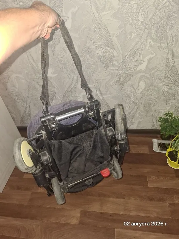 Коляска + автолюлька + стульчик для кормления 8
