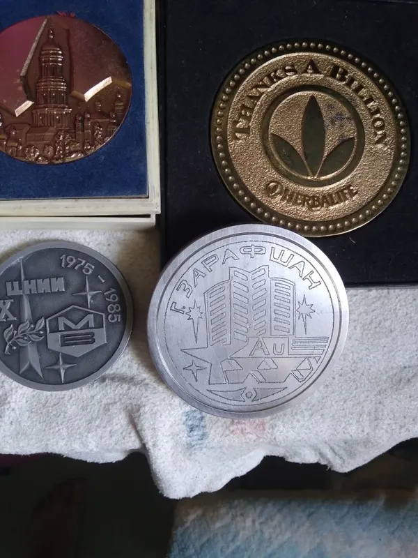 Продам настольные медали. 4 Продам настольные медали. 4