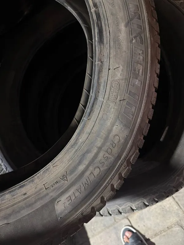 MICHELIN CROSS CLIMATE 2 235/55/20 orginal 3