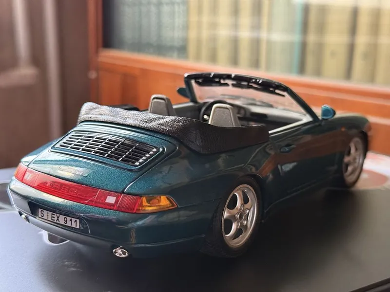 Модель Porche Carrera 1:18 Bburago — фото 1
