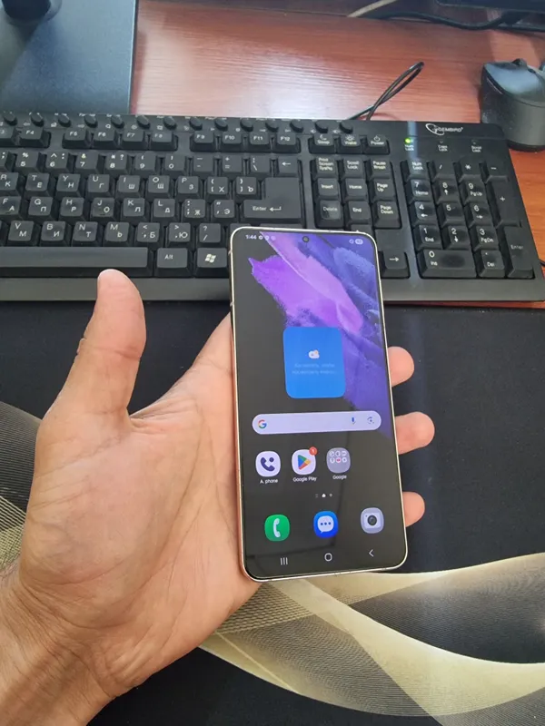 Samsung S21+ 5G 8/256gb ideal ochilmagan usta kurmagan aybi yuq