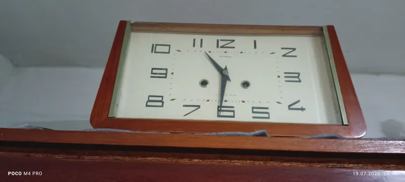 Скороварку и часы продам, оба за 300 тысяч. 2 Скороварку и часы продам, оба за 300 тысяч. 2
