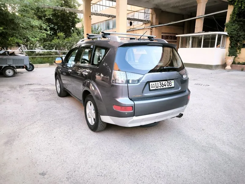 Прадам свое авто Mitsubishi Outlander 5
