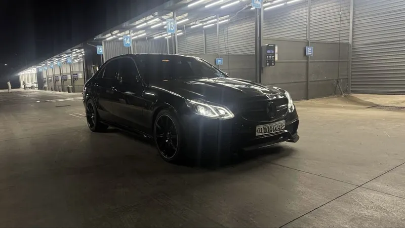 Mersadez bens E class 212 5.5 мотор идеал, полностью крашен 1 Mersadez bens E class 212 5.5 мотор идеал, полностью крашен 1
