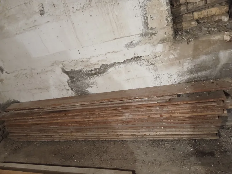 Taxta Sotiladi 17dona 15sm 2li