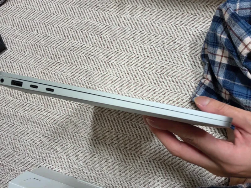 Microsoft Surface Laptop 7 3