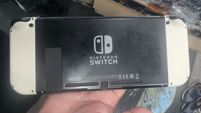 Nintendo switch 32 gb 4 Nintendo switch 32 gb 4