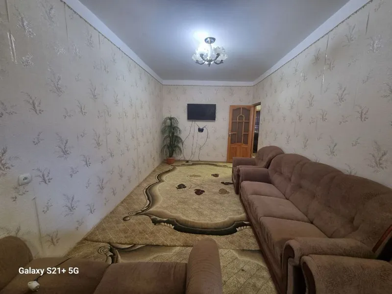 4 каватли домнинг 2 каватида 2 хонали квартира ижарага берилади 2 4 каватли домнинг 2 каватида 2 хонали квартира ижарага берилади 2