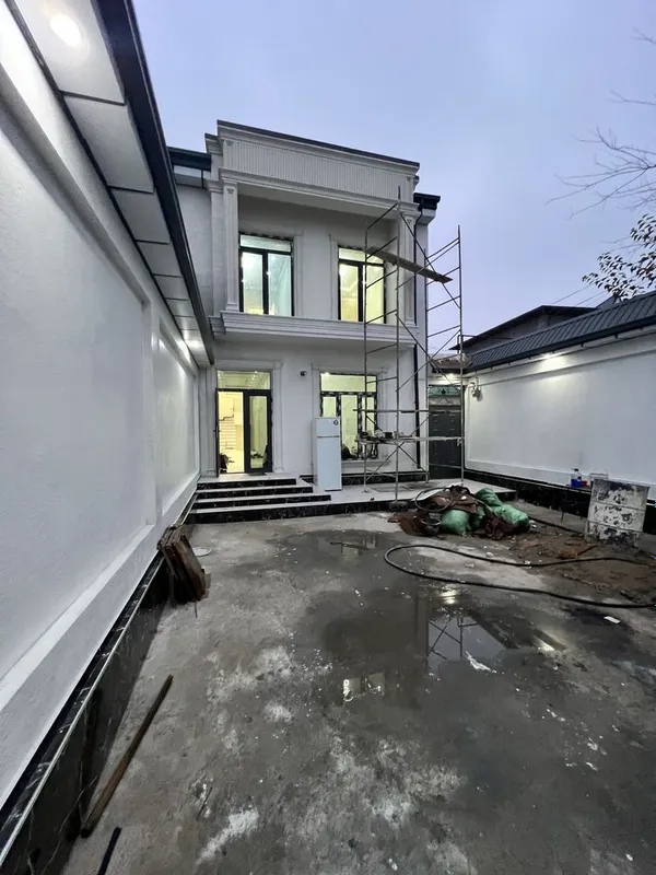 Продам дом Янгихает район удица чартак 3 уровня 240 квадратов Продам дом Янгихает район удица чартак 3 уровня 240 квадратов