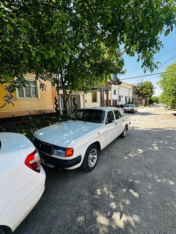 Gaz volga 3129 Sotiladi