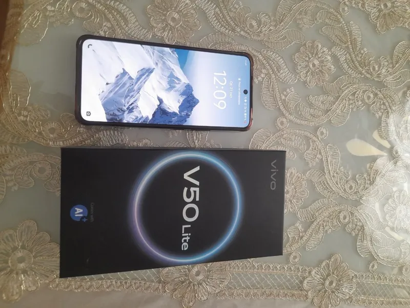vivo V50 Lite 8/256 2
