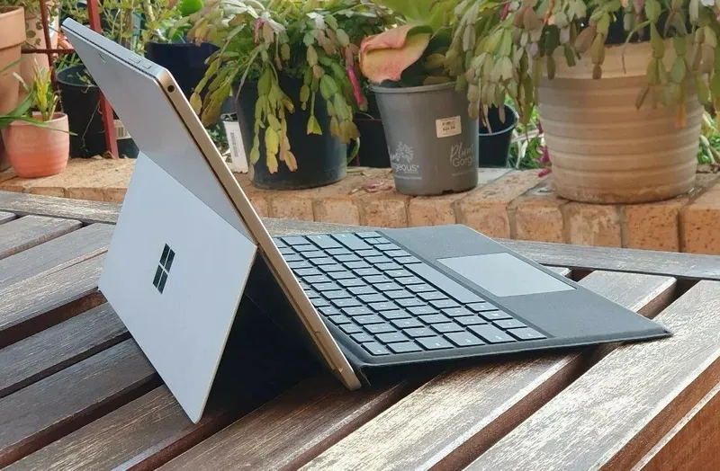 Microsoft pro 7 sotiladi holati zo‘r Microsoft pro 7 sotiladi holati zo‘r