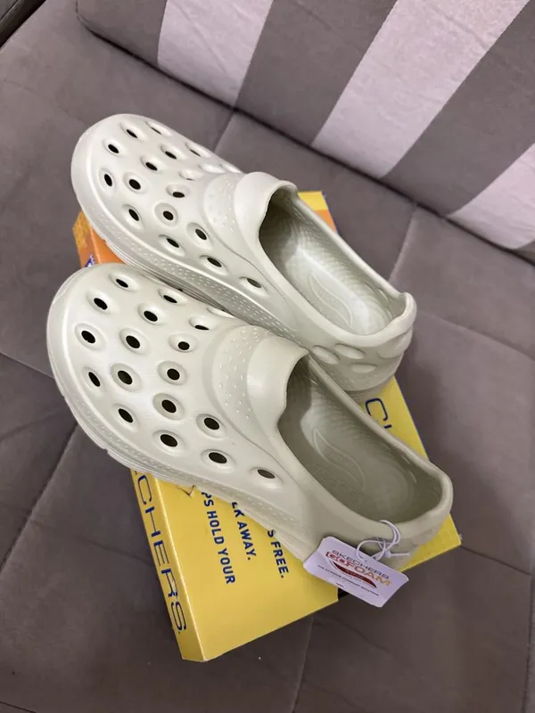 Оригинал кроксы и сланцы от бренда SKECHERS USA — фото 4