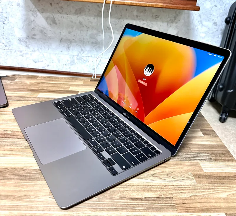 MacBook AirM1 Silver 8/256-noutbuk(Макбук-Ноутбук) — фото 7