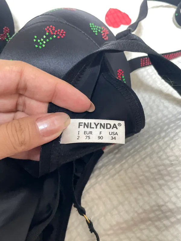 Ayollar ichki kiyimi 3 Ayollar ichki kiyimi 3