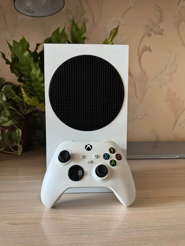 Xbox series S 3 oylik Game pass ultimate bonusga 1 Xbox series S 3 oylik Game pass ultimate bonusga 1