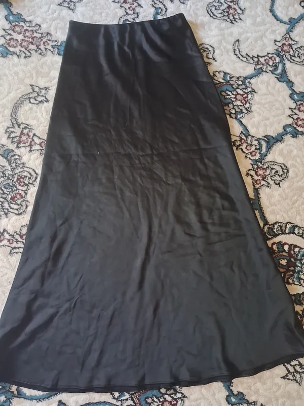 kastyumyubka va yubkani oʻzi