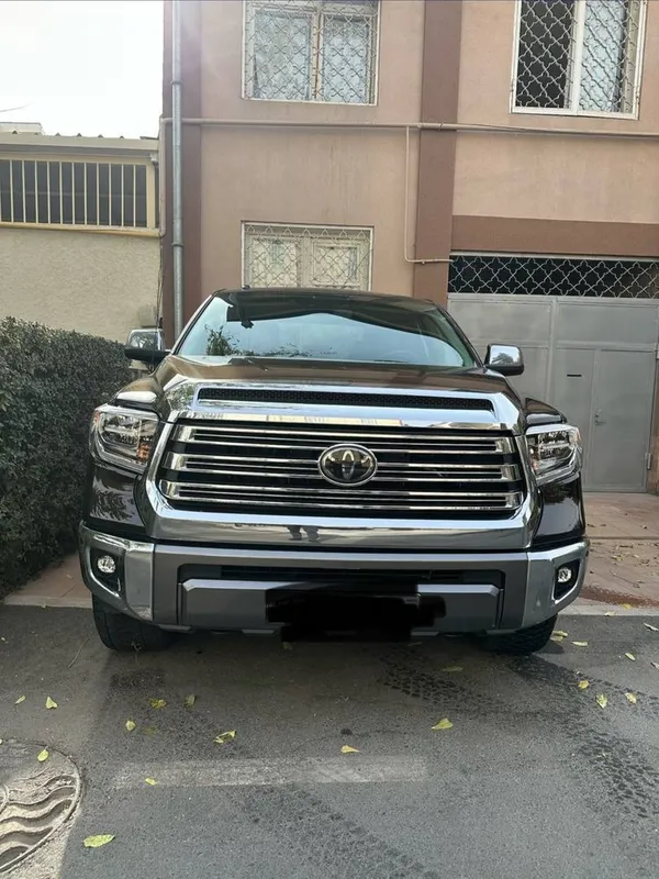 Продается Toyota Tundra 2018 года выпуска Американка — фото 3