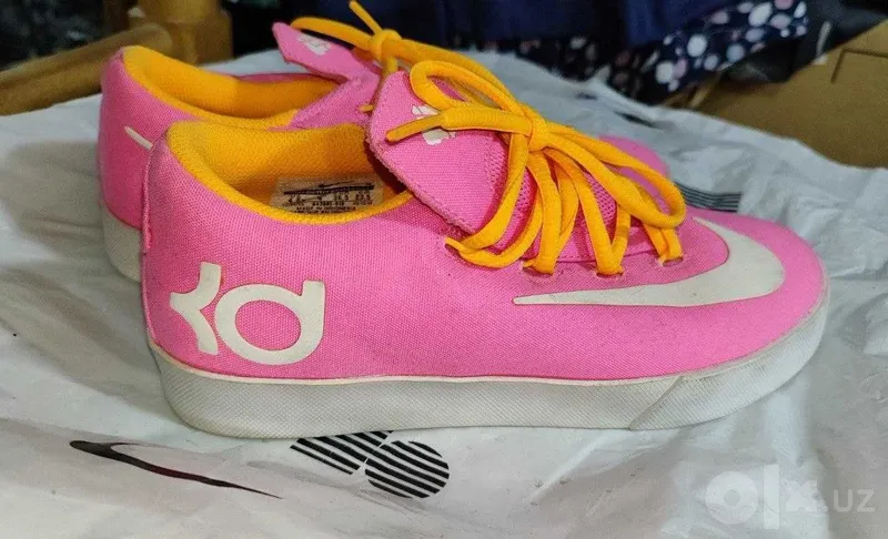 Ayollar krossovkalari Nike KD Vulc Low, o‘lchami 36,5 1 Ayollar krossovkalari Nike KD Vulc Low, o‘lchami 36,5 1