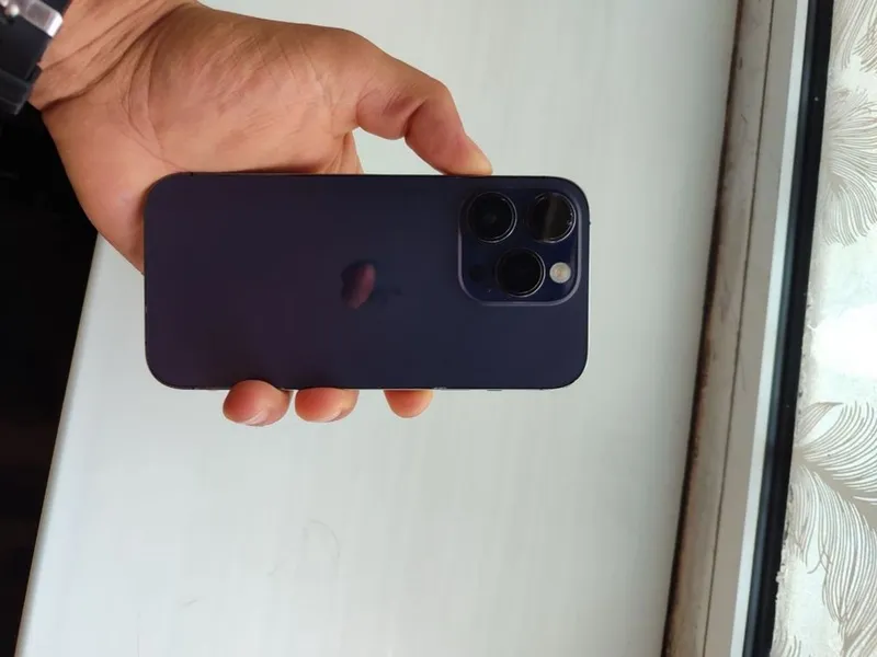 Iphone 14 pro kafolati bilan 2 Iphone 14 pro kafolati bilan 2