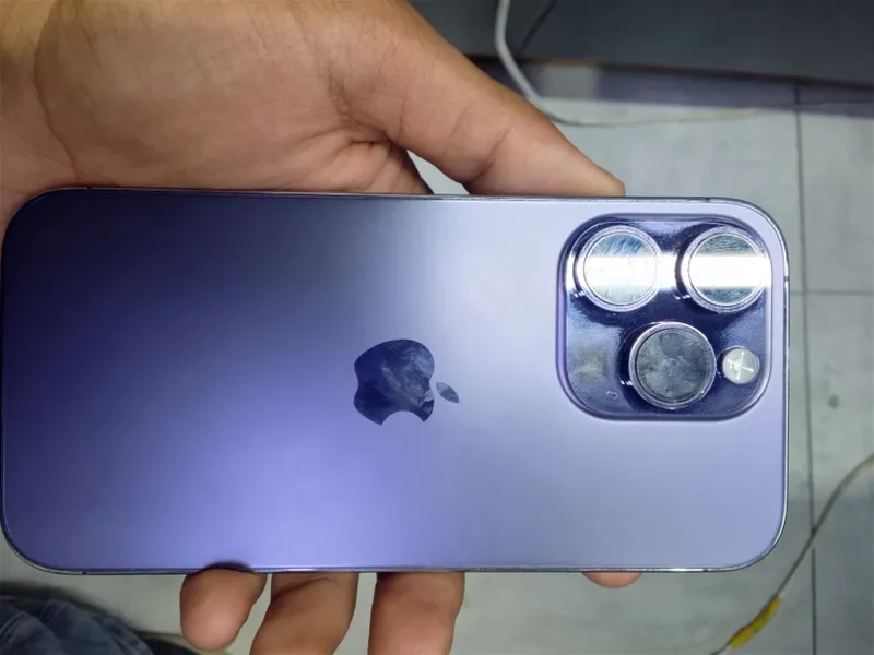iPhone 14 oro idial 1