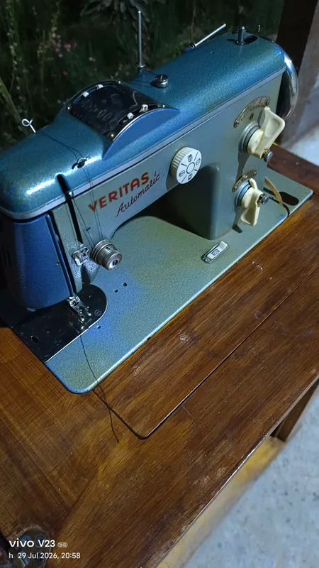 Швейная машина Veritas automatic 2 Швейная машина Veritas automatic 2