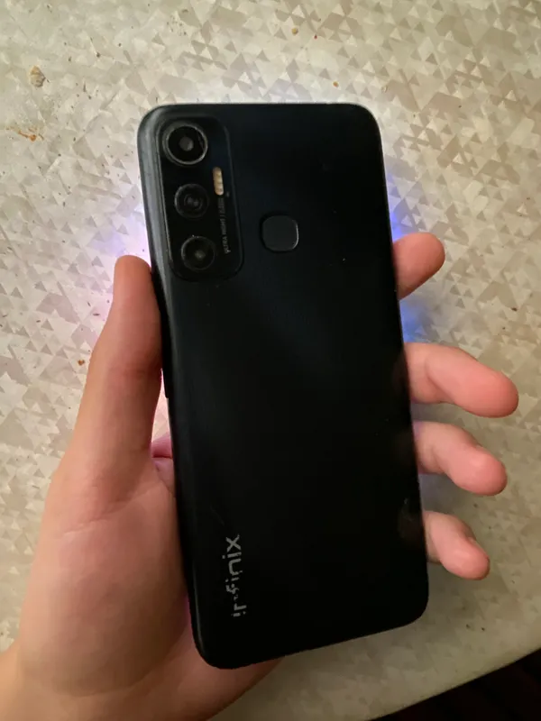 Infinix Hot 11