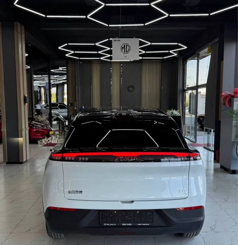 Dongfeng L7 EV 518, 2-я комплектация, Dongfeng Aeolus L7 EV 4 Dongfeng L7 EV 518, 2-я комплектация, Dongfeng Aeolus L7 EV 4