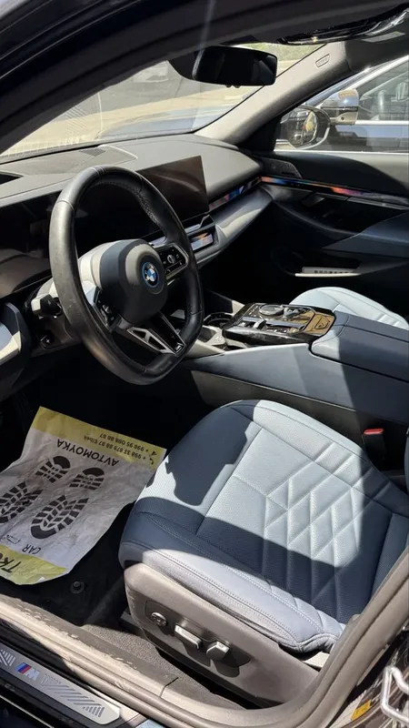 Bmw i5 40L 2025 2 Bmw i5 40L 2025 2