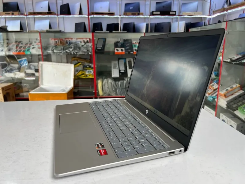 HP ryzen 7-7730U 8/512 SSD atiga 9kun ishlagani pashti yengide — фото 2