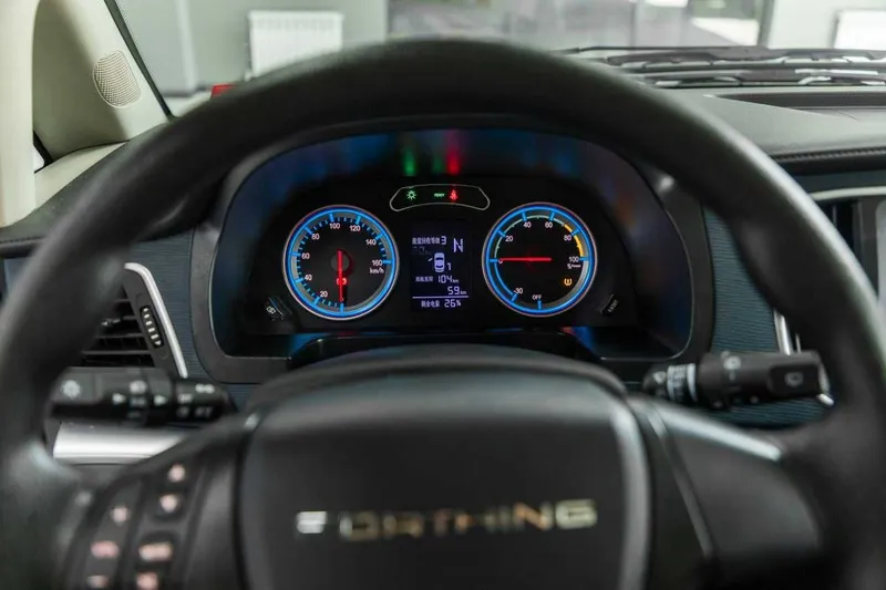Минивен Dongfeng CM5-EV микроавтобус 6 Минивен Dongfeng CM5-EV микроавтобус 6
