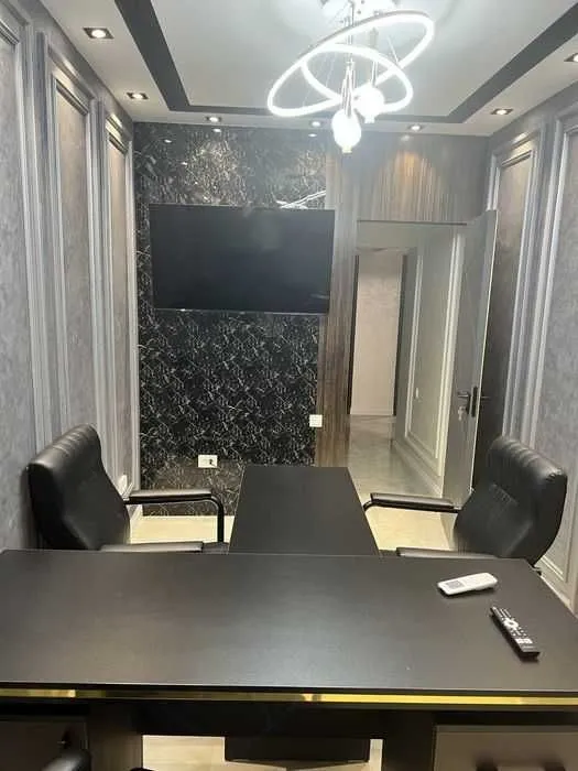 Сдам 85 м² Офис в Аренду. Шота Руставели. Гостиница Россия. Яккасарай! 3