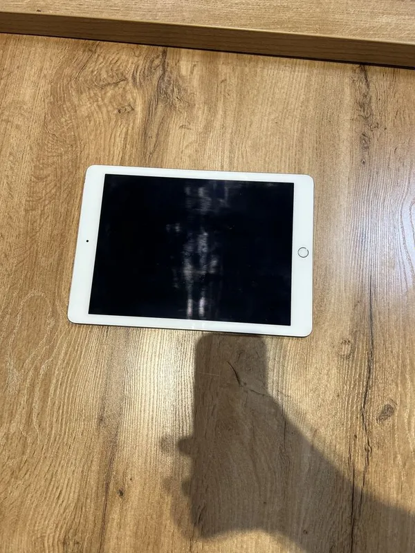 Ipad air 2 sim kartali — фото 1