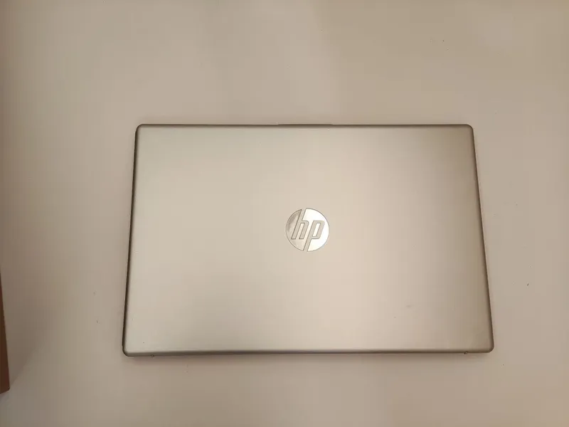 HP 15-FD0336NIA 4
